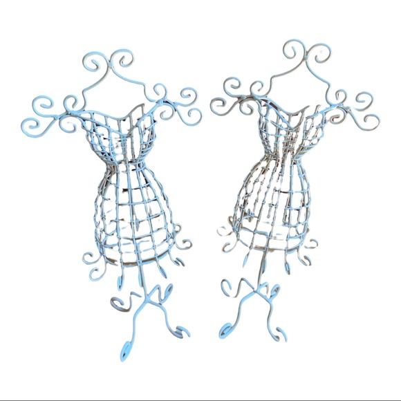 Jewelry display pair (2) - Picture 1 of 4